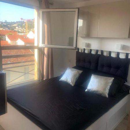 Jolie Studio En Plein Centre De Cannes La Bocca Exterior foto